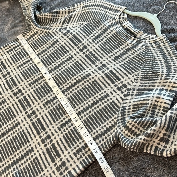 Eileen Fisher Blouse Merino wool blend size Medium Women's clothing - Picture 4 of 6